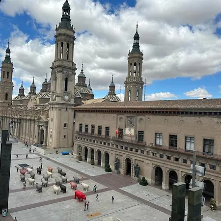 Appartamento Dos Torres Valinor - Plaza Del Pilar Saragozza Esterno foto